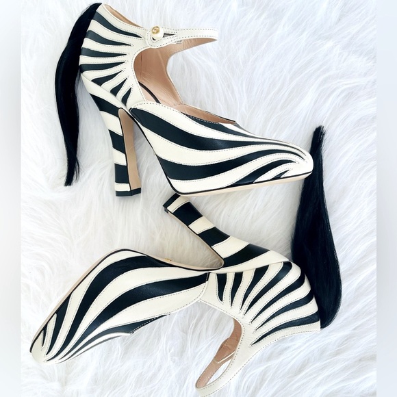 New GUCCI Lesley ZEBRA Pattern Ponytail Mary Jane Pumps Heels Women’s EU Size 38 - Picture 1 of 17